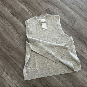 Grey vest!